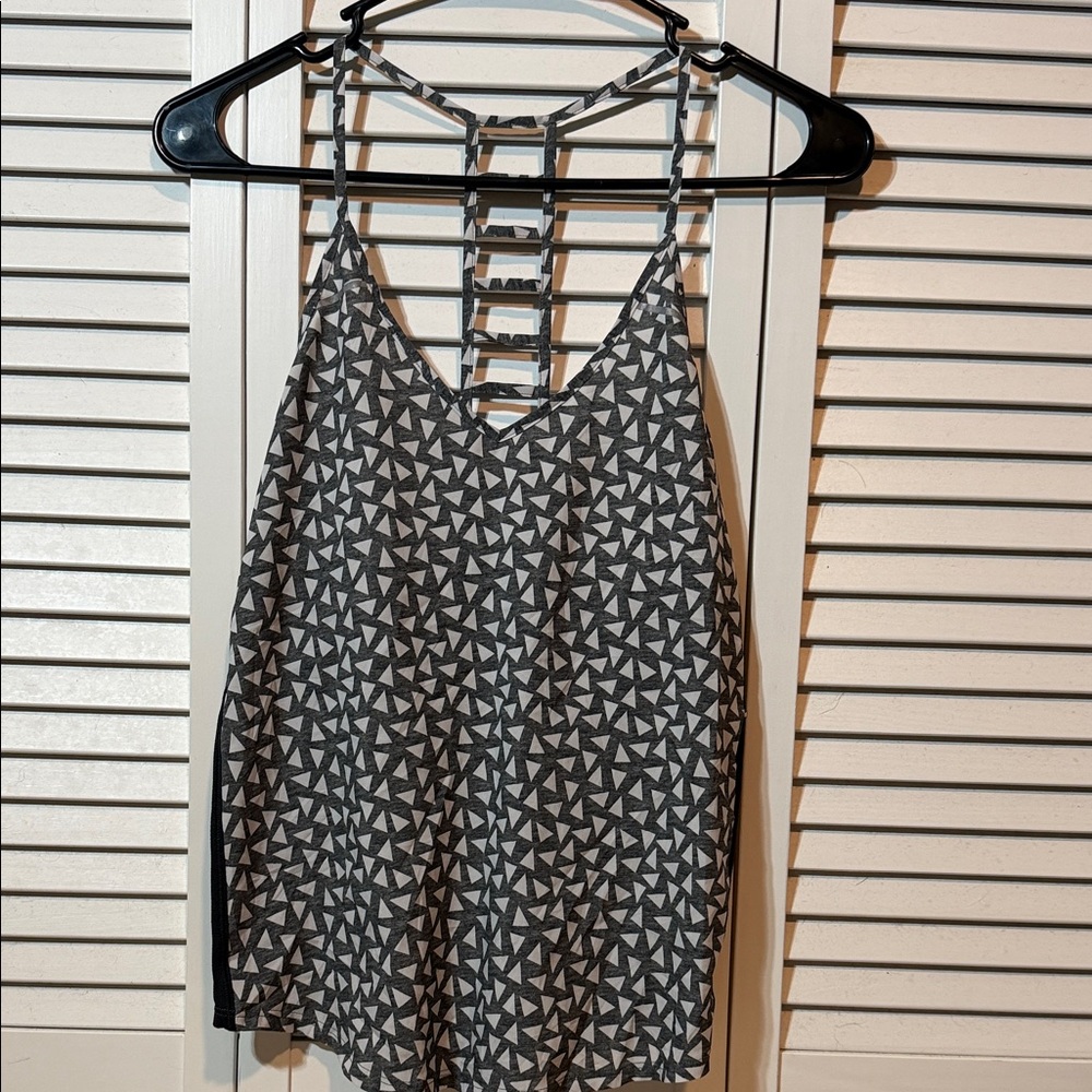 Lululemon breezy singlet ladder tank top (PTP-16)